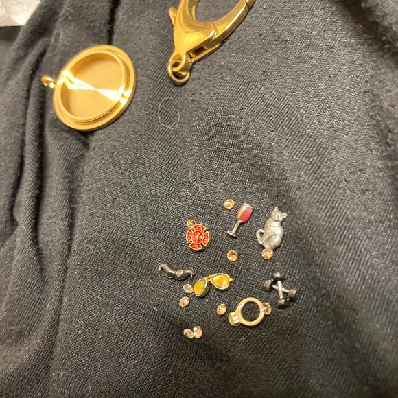 Origami Owl bezel w/many accessories - Picture 5 of 9